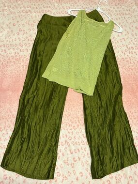 Kaliko Lace Tank 16 with Olive Green Crinkle Linen Wide Leg Pants 12 Boho Set